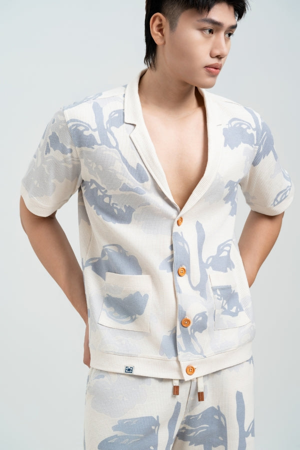 FRONT VIEW OF THE PIN PARASOL SHIRT