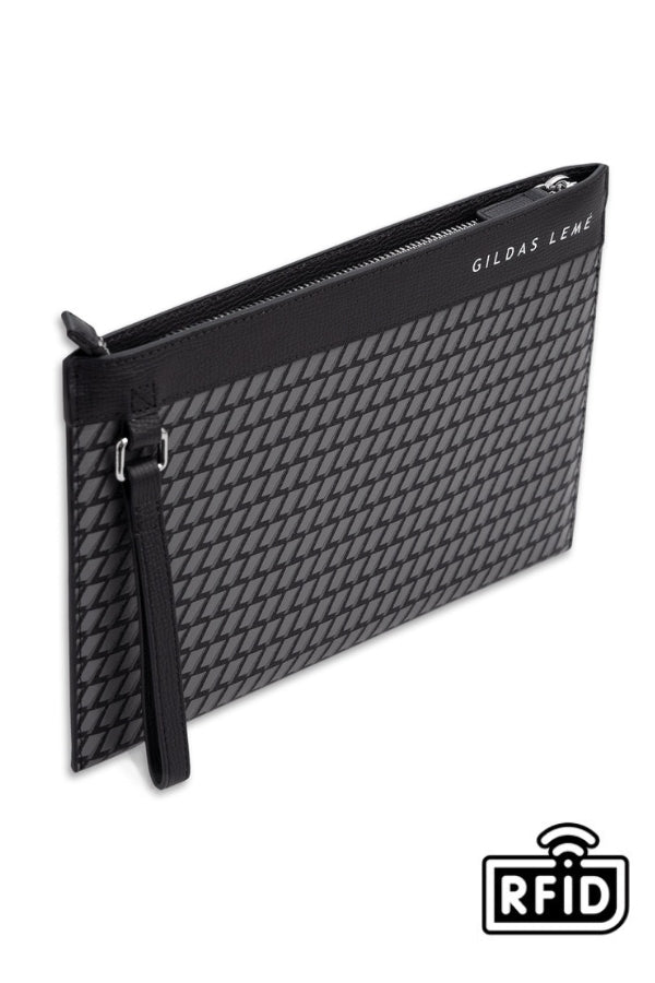 THE LEATHER CLUTCH BLACK BAG