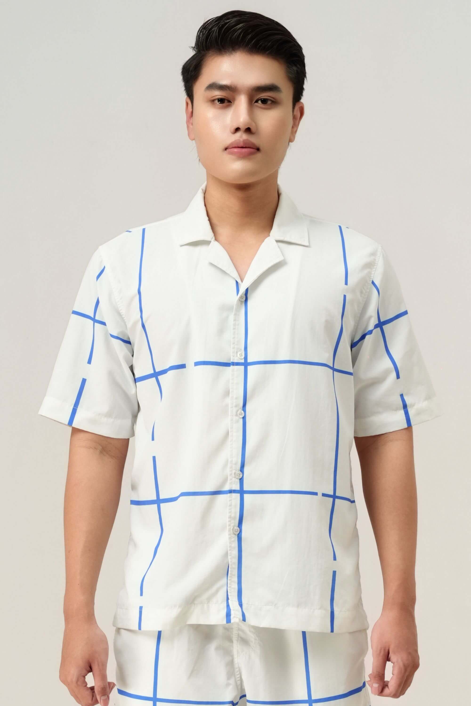 Midnight Bath Resort striped shirt - White luxury resort wear with blue pattern