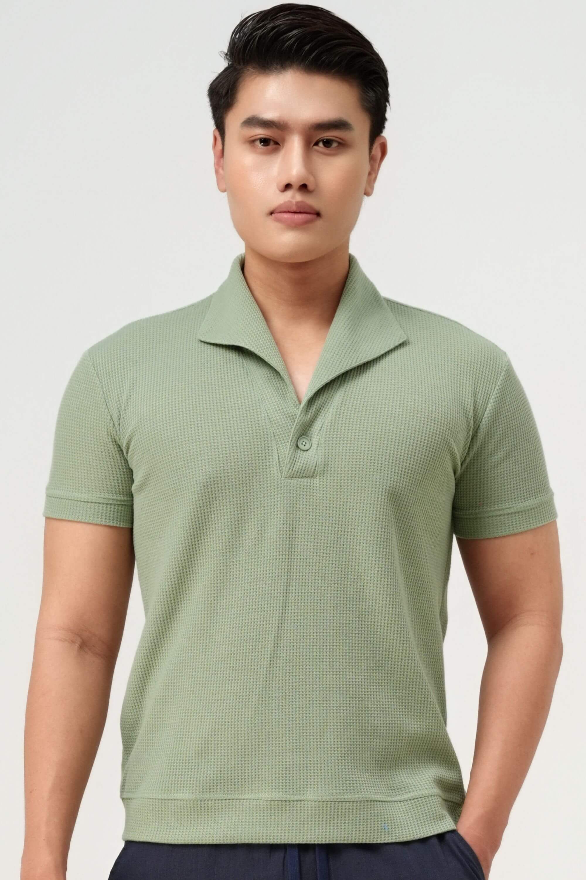 palma polo shirt mint view on model #color_mint