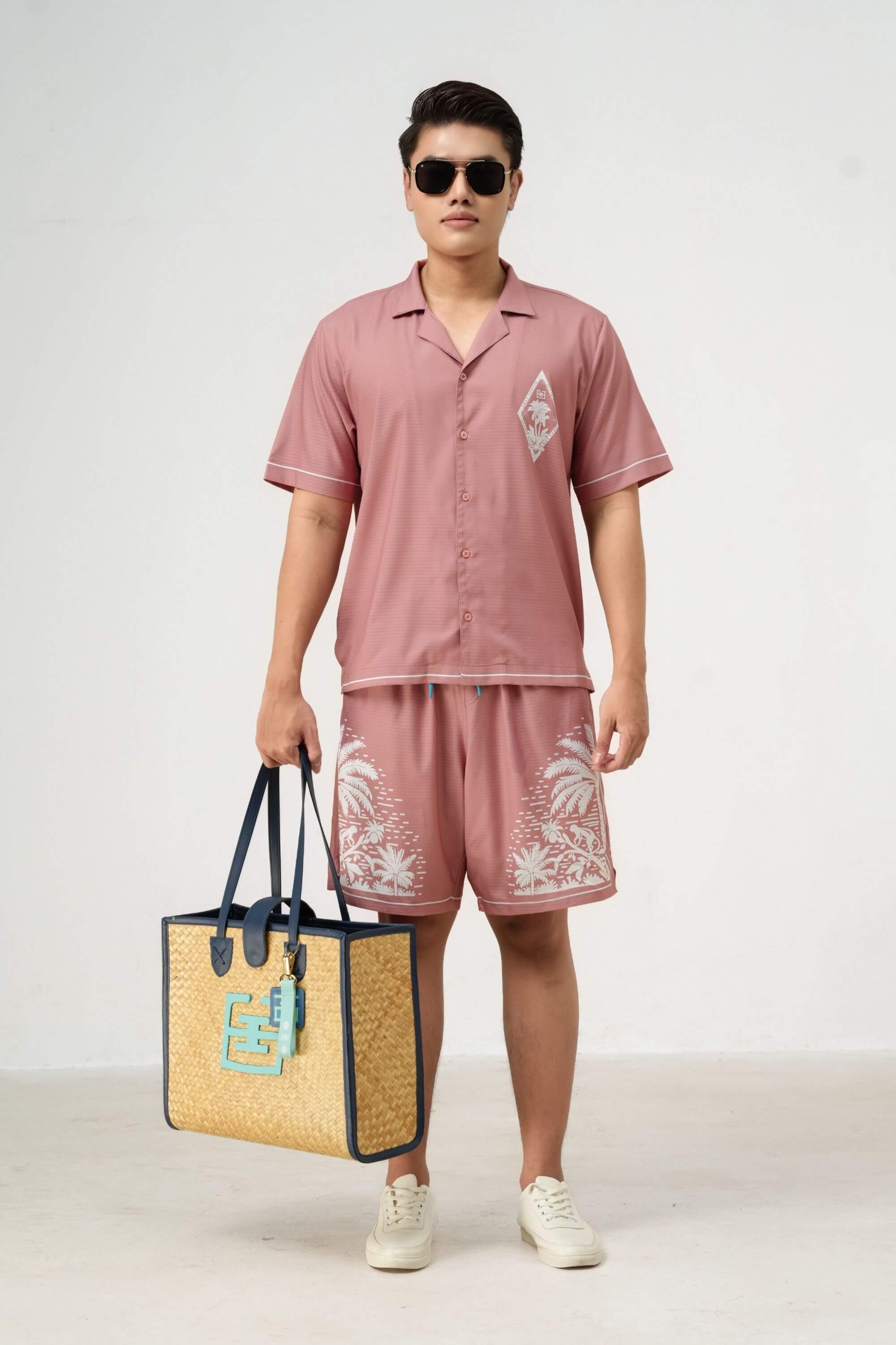 pink paradise resort set pink rose on model #color_pink rose