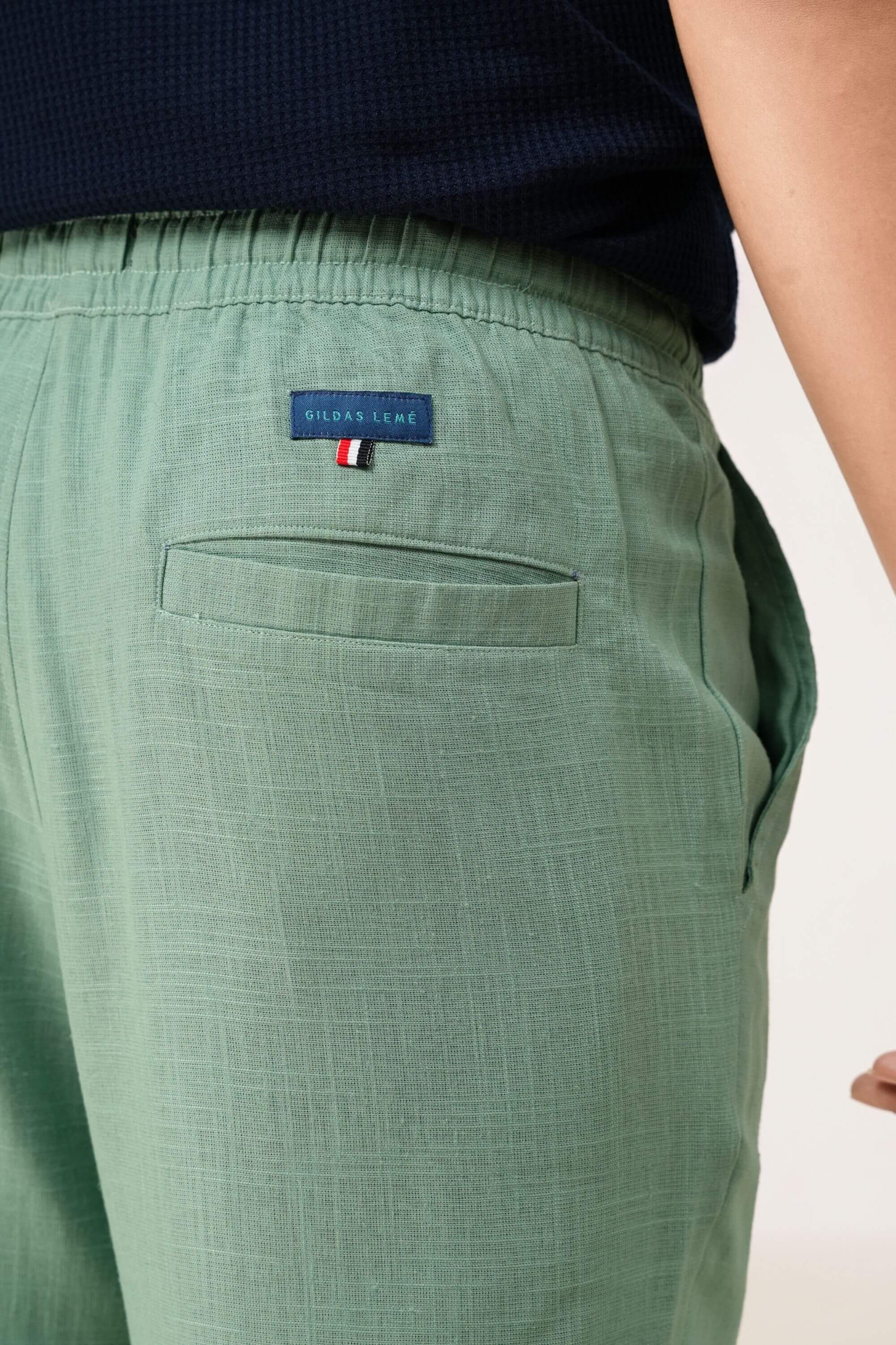 ramatuelle linen pant back pocket view on model #color_mint