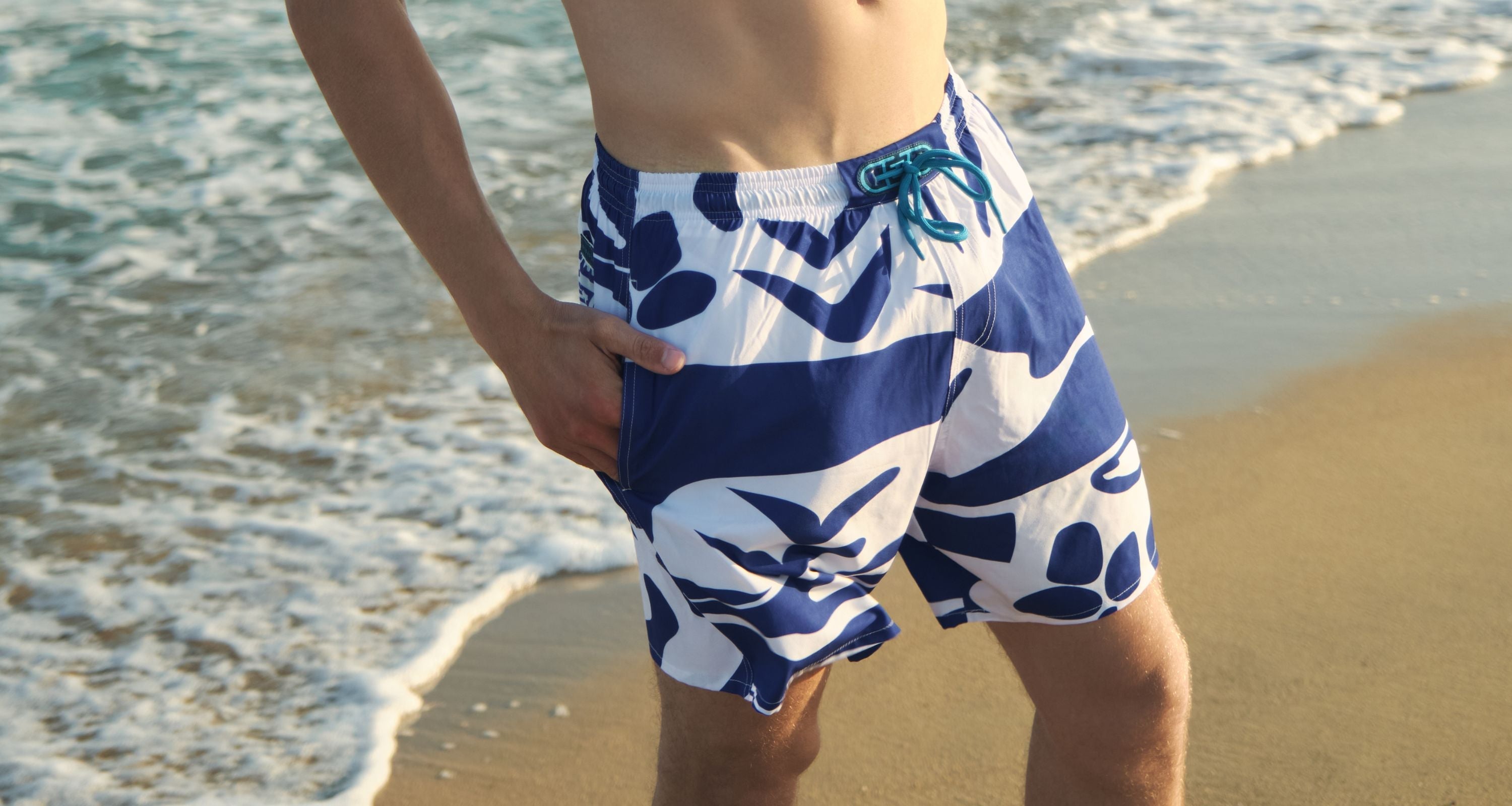 RESORT SHORTS