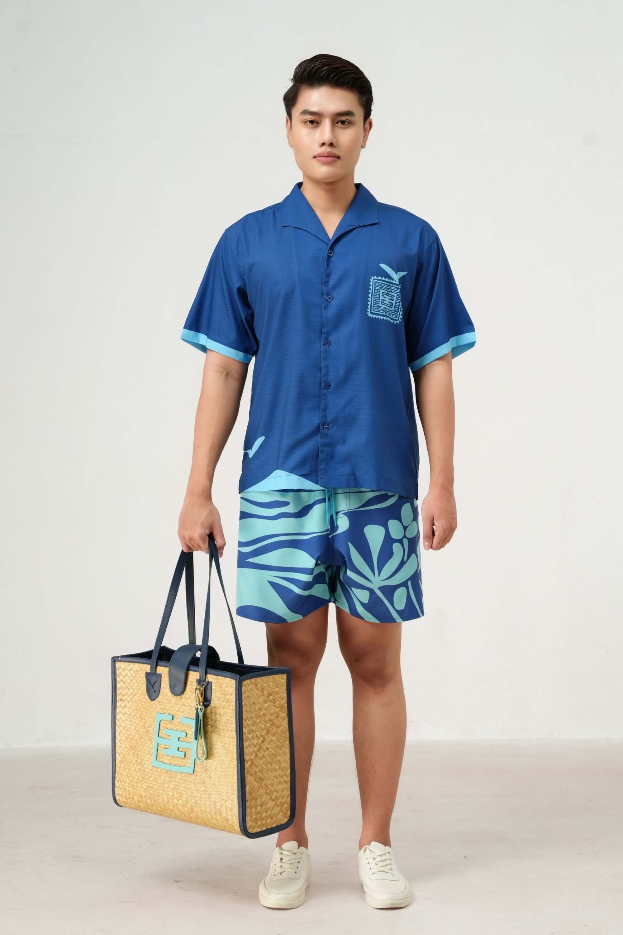 blue stamp resort set navy on model #color_navy