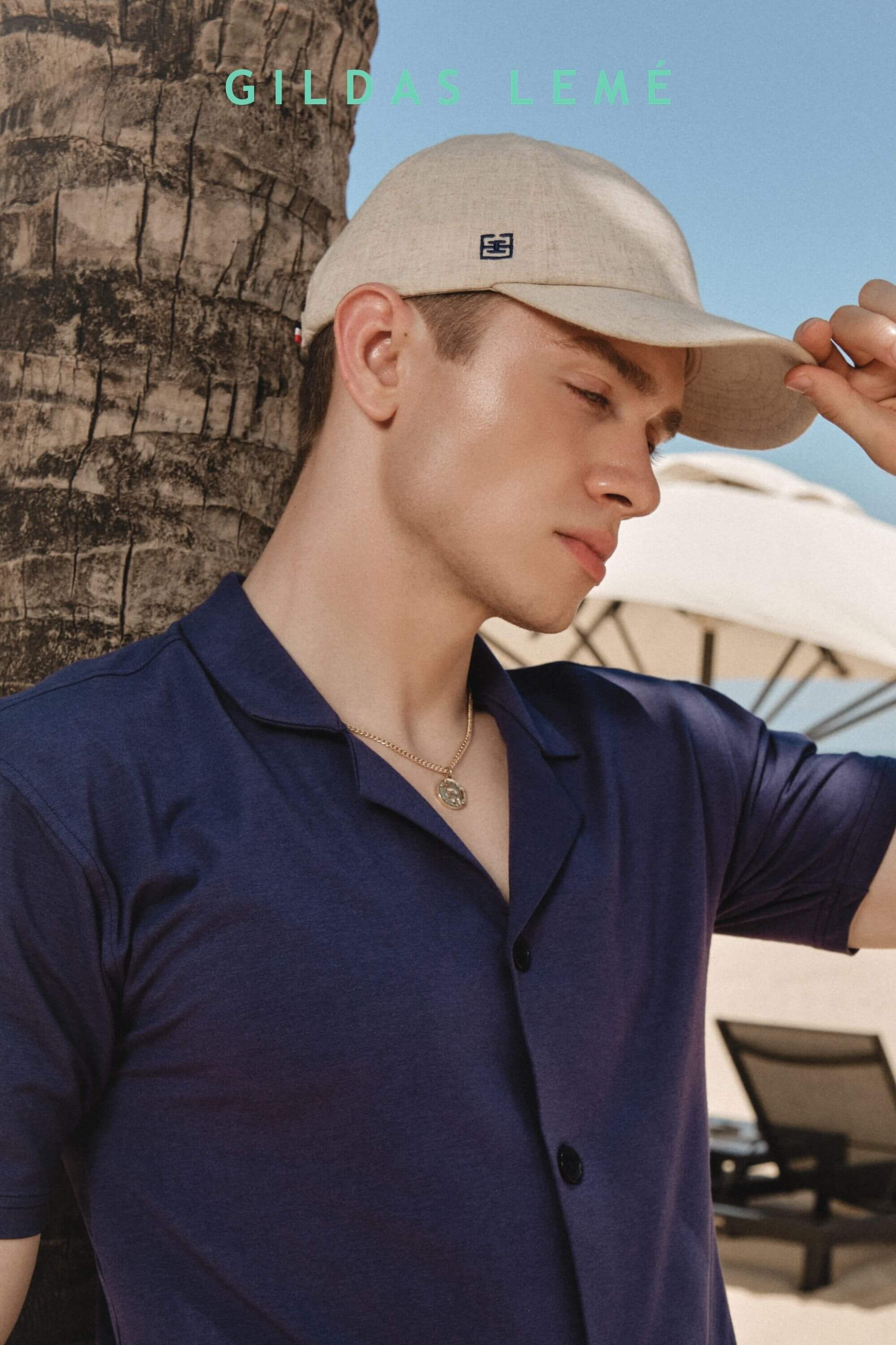 linen basketball cap on model