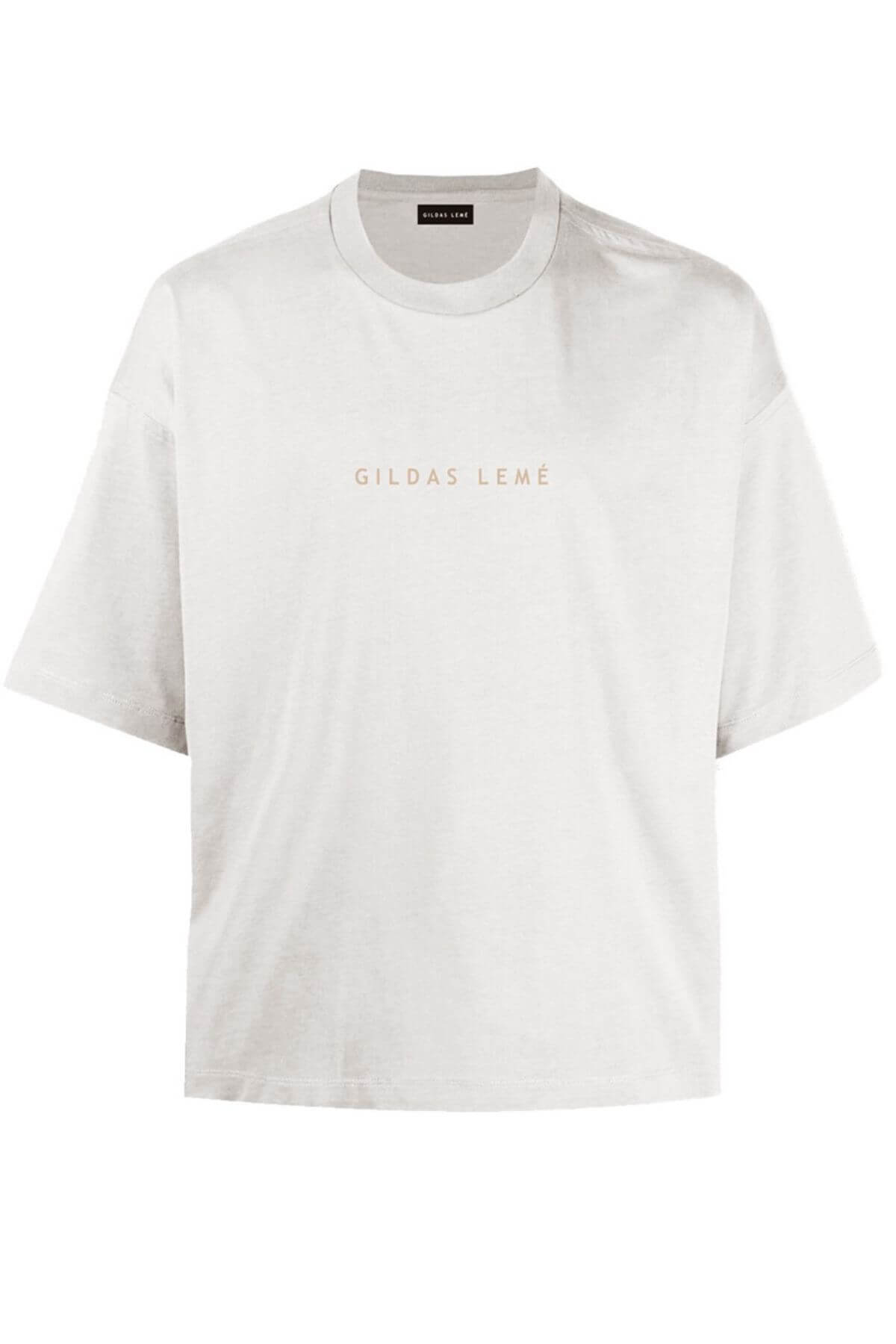 White oversized cotton t-shirt for men – minimal and versatile summer style