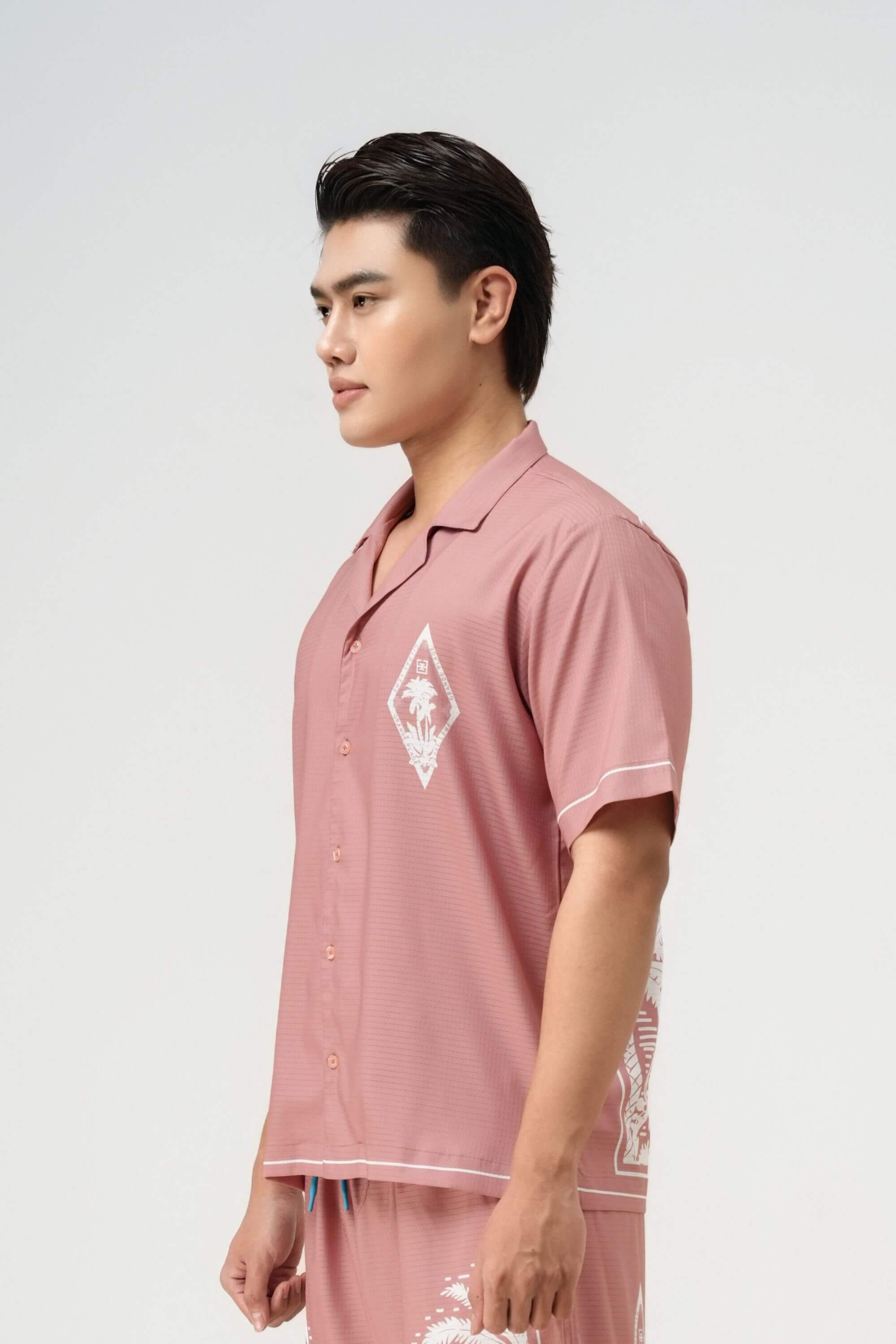 pink paradise resort shirt pink rose side view on model #color_pink rose