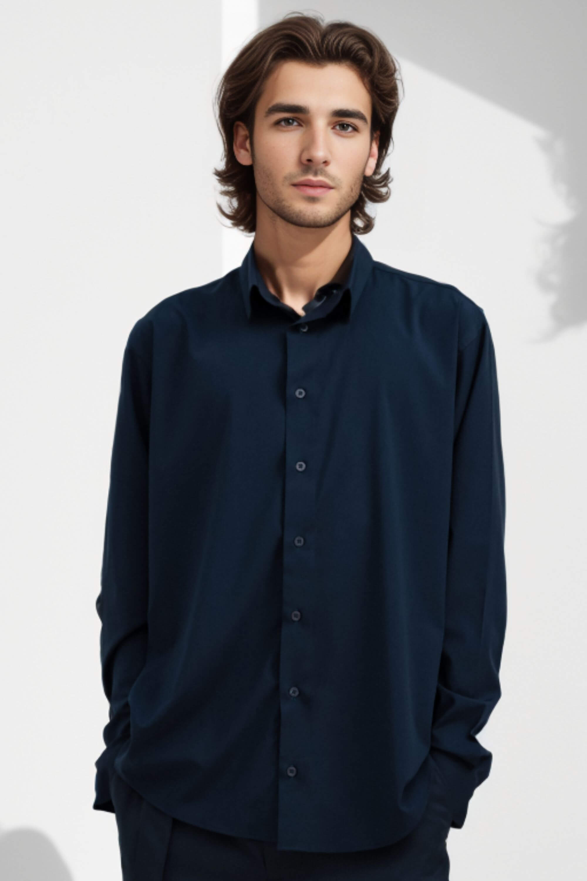 riviera bamboo shirt on model #color_navy